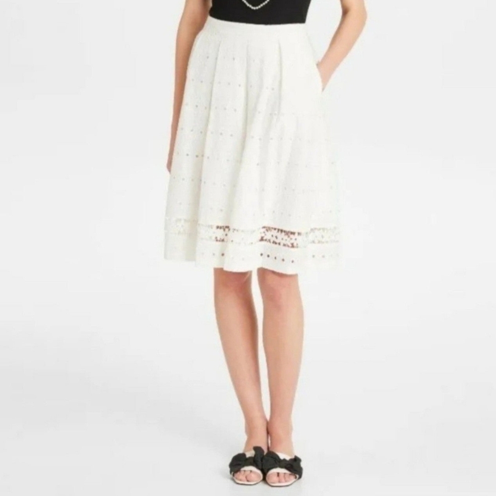 Karl Lagerfeld Paris women's skirt white crochet eyelet size 14